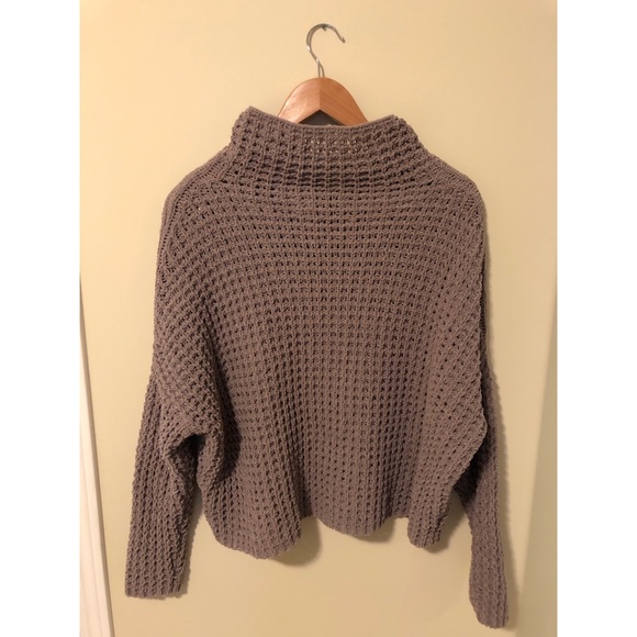 Urban Outfitters Waffle Knit Tan Turtleneck - Picture 4 of 6